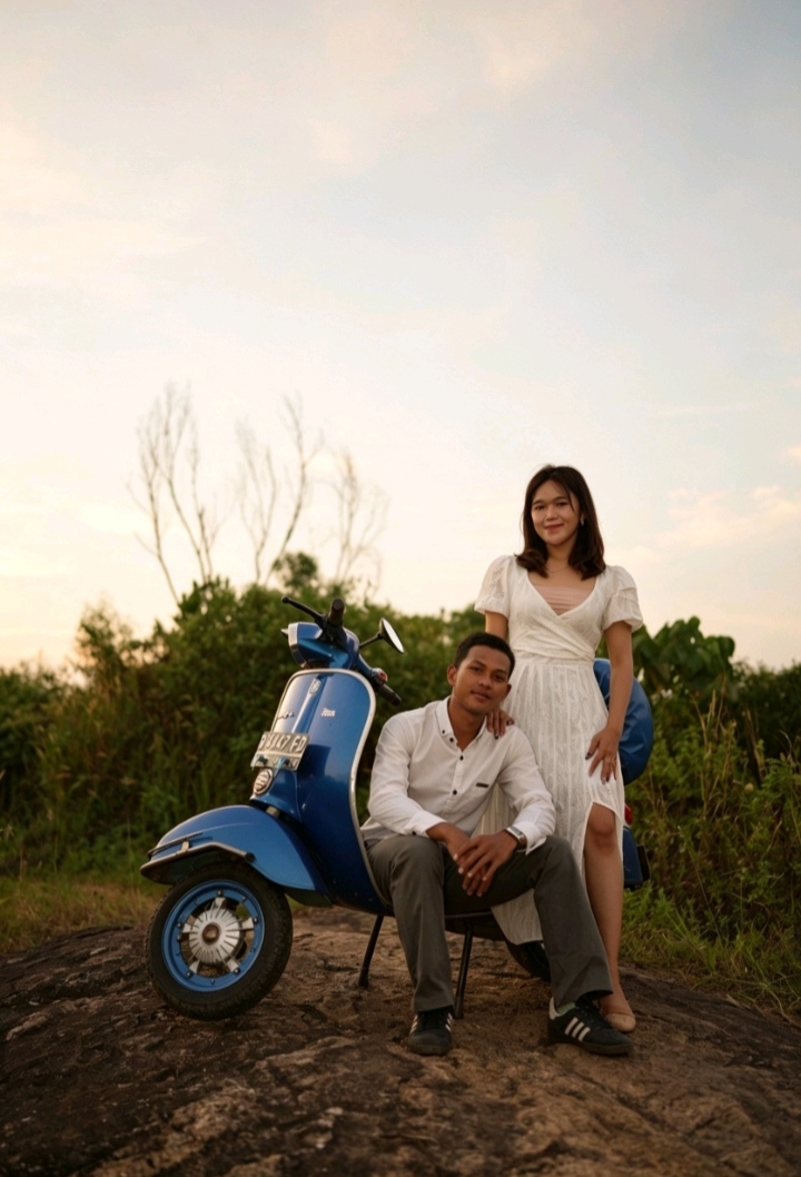Foto love story Awal Bertemu